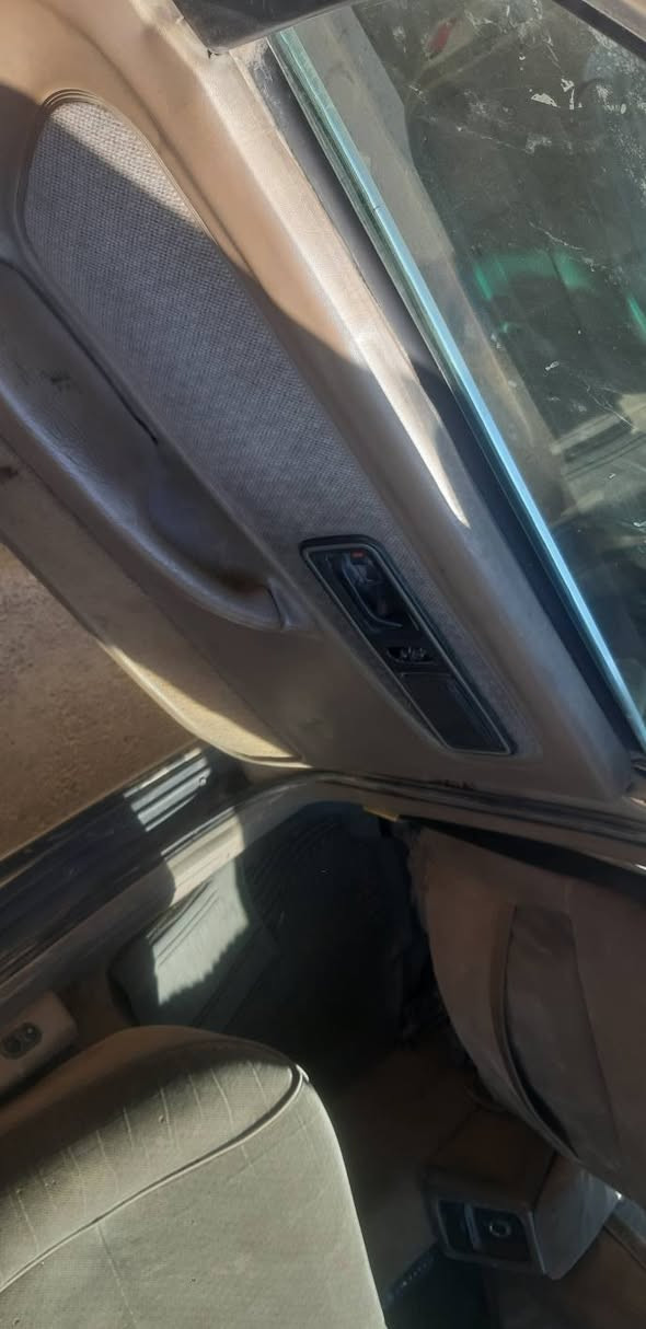 فورت مديل91 فول موصفات كلها شغاله مكينا 4 شرط كربون بانزين كير عادي سعر30  ***********
