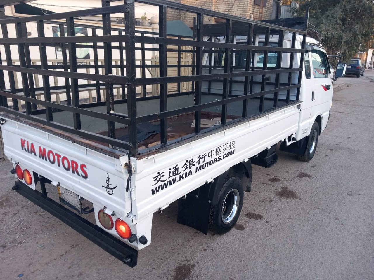 كيا ٩٥ رقم بغداد ألماني ٧ جنكال سنويه ٢٩ 
كير اكسن محرك شاصي نضيف 
دوشمه جديده كهربايات شغاله تخم تاير
 باور مشط نضيف سدر نضيفف
السعر ٥٨ $.      ***********
بغدادالبلديات
