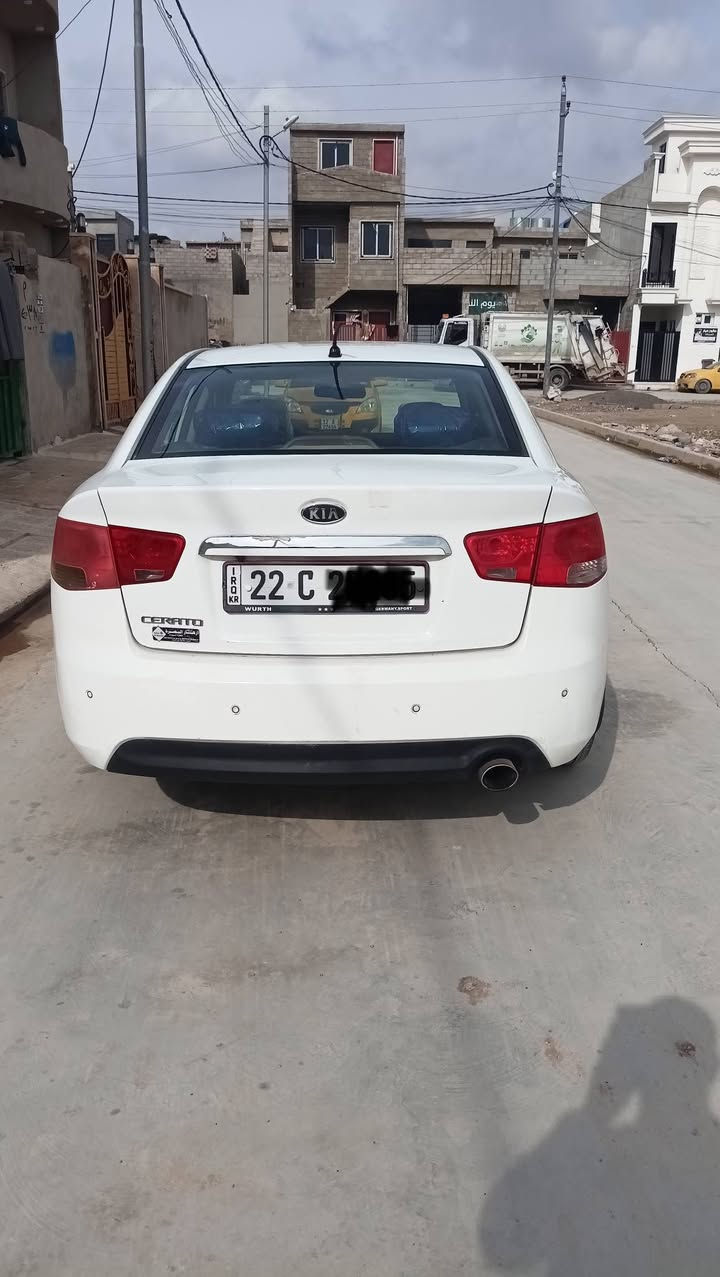 السلام عليكم كيا سيراتو للبيع موديل 2012 السياره فول بصمة شفتات استيرن فتحه سقف دبل كير الكير 6نمر كشنات جلد  مكفوله من ضرر بيها كلير بي صفحت النفر عنوان موصل *********** واتساب وا اتصال
