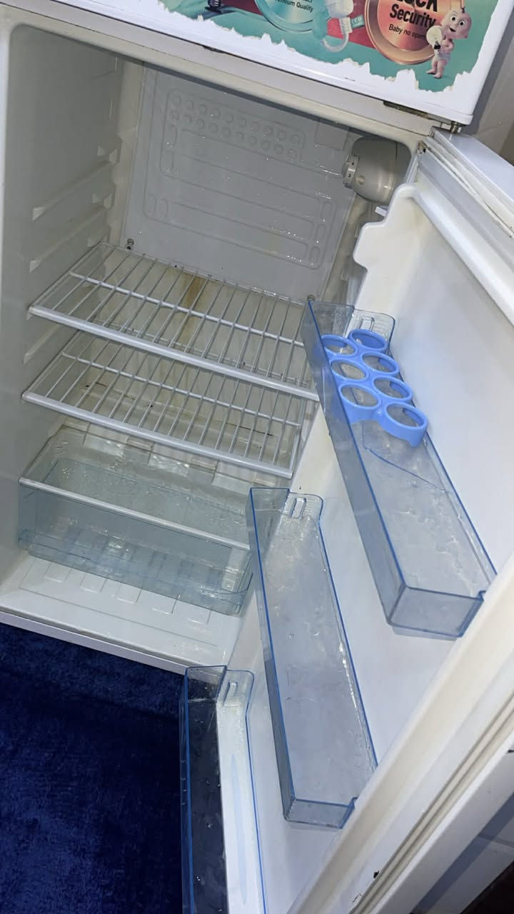 جديده بس صغير وريد ابيعه بابل 
الي حاب يتوصل ع هاذه الرقم فقط وتساب 
***********
