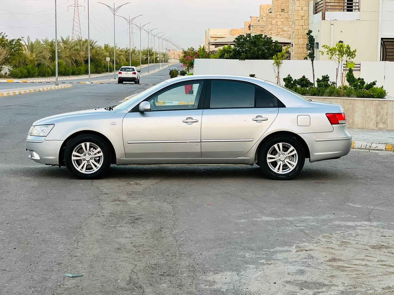 يالله السلام عليكم....
نقد فقط اعتذر ع الاقساط والوعده والمرواس 
بسعر مناسب 110$وبيها مجال بسيط للشراي 
هونداي سوناتا وارد خليجي موديل2009 مكينه 2400دوش المرغوب شرط بدون فتح لاصرف لاصوت لابخار كير 6نمر بدون اي عيب السياره مكفوله فقط جاملغ السائق كلير اثر جراد مواصفات;
داخل عسلي
صااج ملكي 
ويل كب كروم
بلاجكتور بلادي
تحكم مري جانبي 
اي بي اس 
يو اس بي
اواكس 
4دسك
كامره
شاشه ايباد 
كير/مكينه/تخم تاير/تخم ويل كب/تبريد/تدفئه/ارضيه جلد/كهربائيات/باتري/كله جديد وبالشرط
رقم كركوك مشروع وطني يتحول بكل محافضات العراق سنويه جديده لل2028شرط التحويل والغرامات عنوان السياره
صلاح الدين-تكريت-القادسيه الخاص مغلق للاستفسار:
***********
