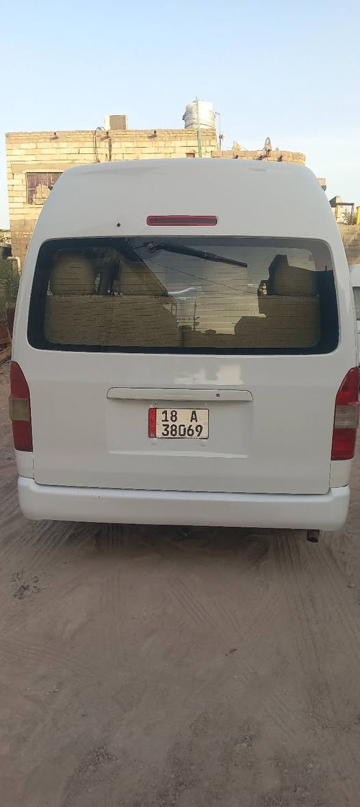 سلام عليكم جنبي عالي لبيع موديل (٢٠١٨ )السعر ١٥٠ وبيها مجال شي قليل مكاني بصره السياره بسمنه مصفره من كلشي رقم جديد (***********)

