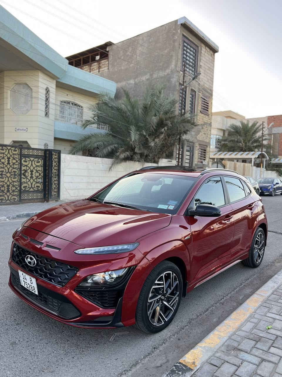 السلام عليكم
هونداي كونا مديل 2023

فول مواصفات  ان لاين / N Lin 

مكينه 1600 تيربو 

فتحت سقف
شاشه وكامره 
بصمه وتشغيل عن بعد 
رادارات جانبيه وأماميه 
كشنات كهرباء 
شحن واير ليش 3انظمه للقياد
وبعد بيها هواي مواصفات 

حادثها جاملغ امامي وطرف البنيد بدون دواخل الباقي كفاله 

ماشيه 39الف 
رقم بصره بأسمي تحويل ثاني يوم 

مكاني البصره ***********
