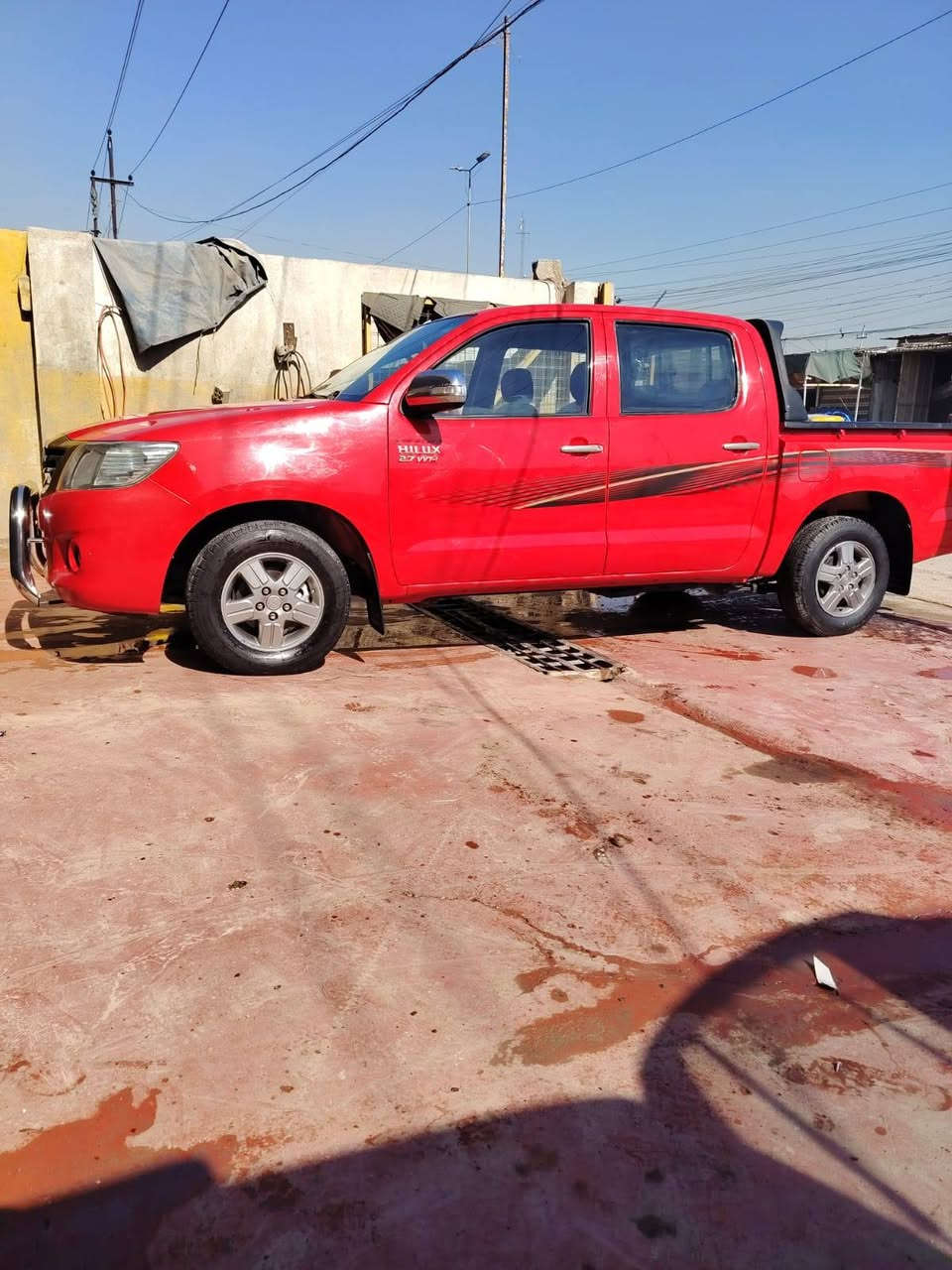 السلام عليكم بيك اب فلاونزه موديل 2012 شاصي 19سياره جديده ماشيه ١٧٠ مكينه ما مفتوحه بيهه بارد قليل
رقم بغداد بسمي السعر ٢٠٠ مايعجبك السعر لاتكسر بحلال العالم ***********
