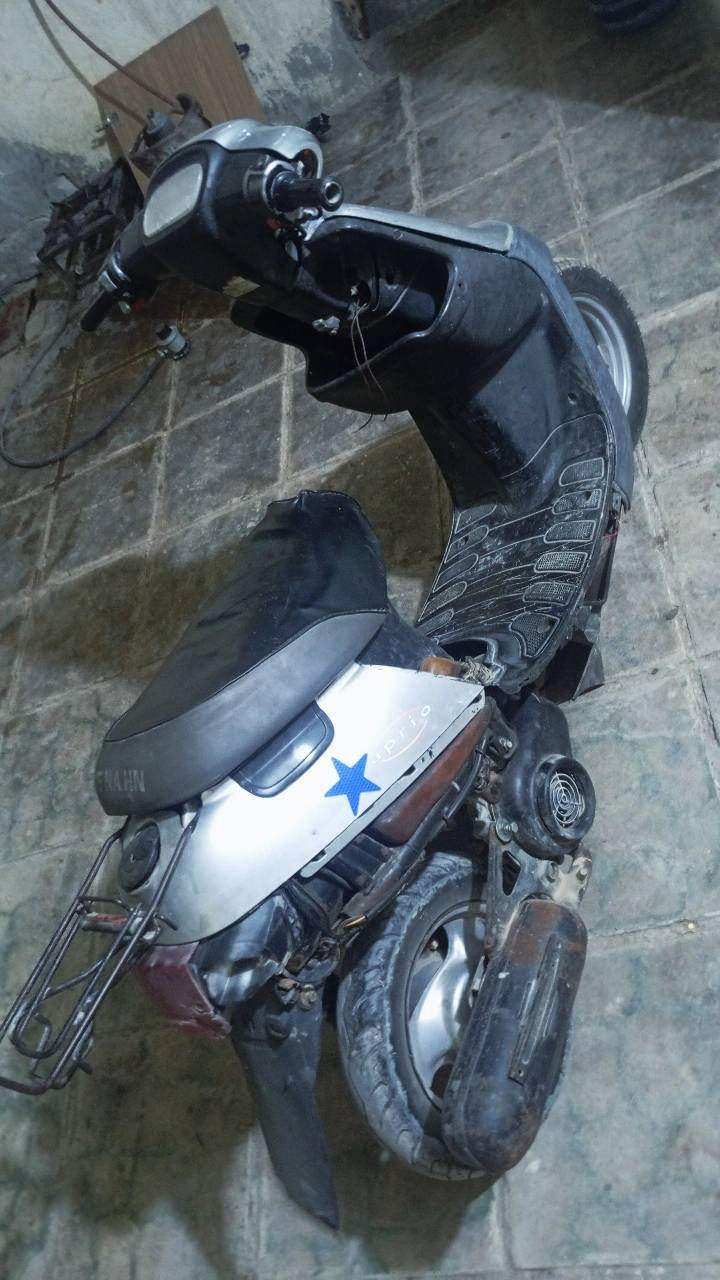 سلام عليكم
دراجه زعره لبيع شغاله هندر  واحد  السعر 150 وبيه مجال لريدها يتصل ***********
