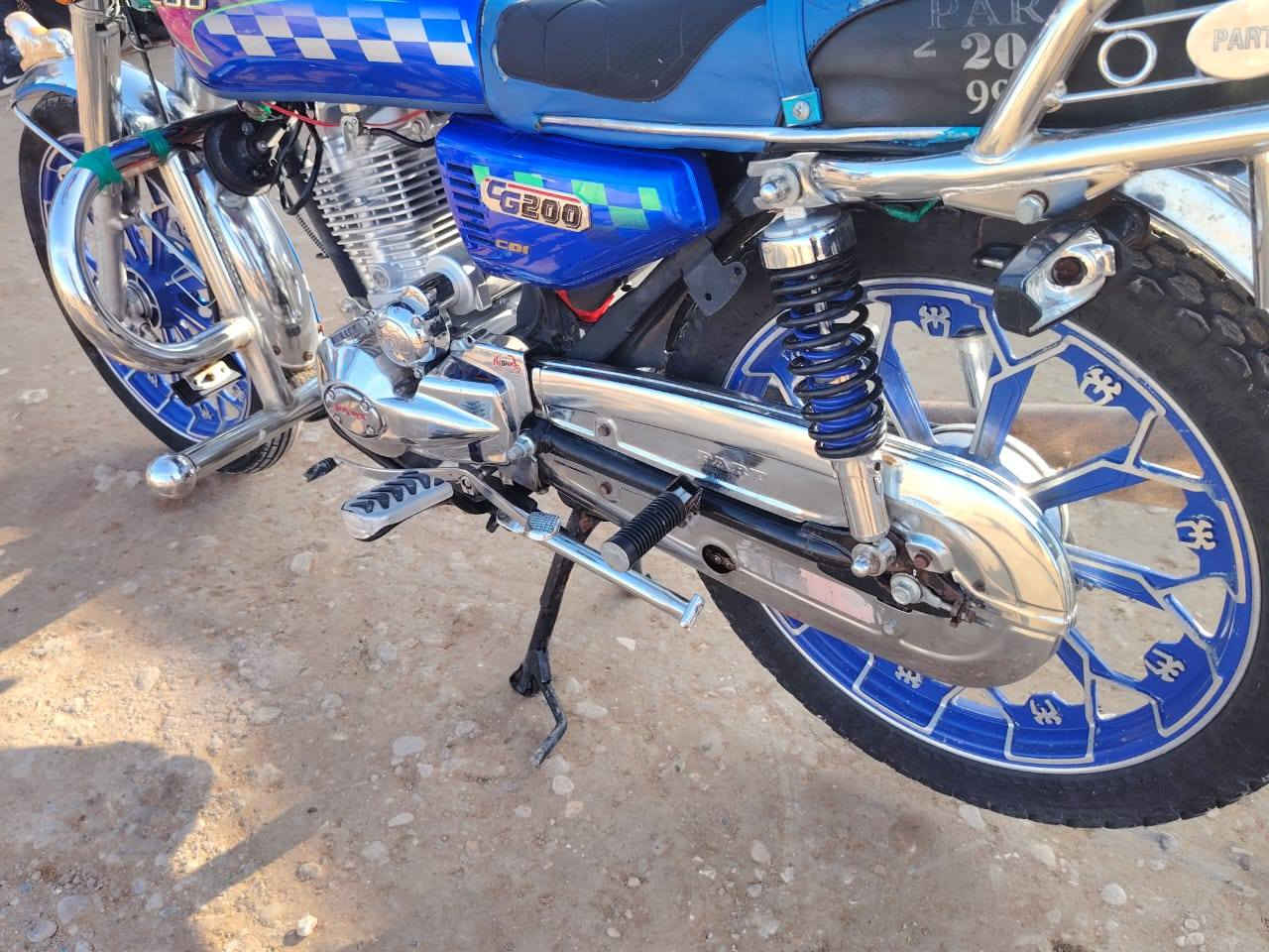 موطور البيع عيتاني موديل 24وضع الشركه السعر المطلوب 850وبيه مجال بسيط مكان العبيدي التواصل خاص او تصال على الرقم ***********
