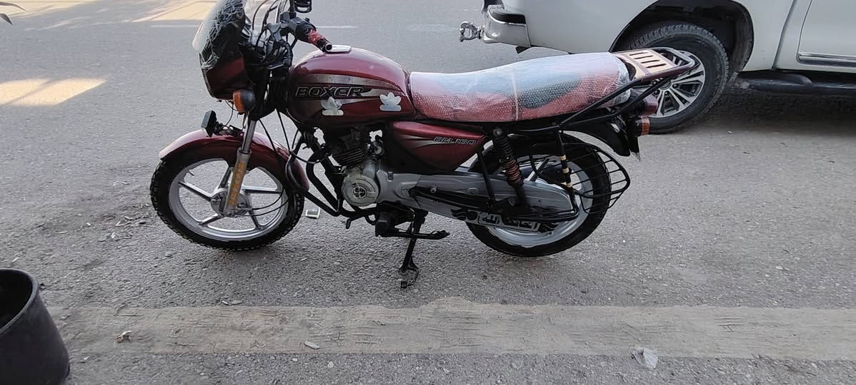 السلام عليكم بوكسر  2018 خير من الله
السعر قفل قفل 450 غير قابل لنقاش ***********
