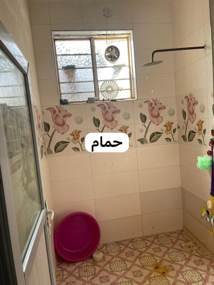 مشتمل 100 متر طولاني بناء حديث 2023 
مطلوب اسكان 60 مليون  تسديد شهري 330 

العنوان /زين القوس /حي الحشد

 الواجهة 
 ساحة مربعة جبيرة منتزه 

السعر 35 وبي مجال 
او مراوس مع بيت زراعي 

واتس ***********
