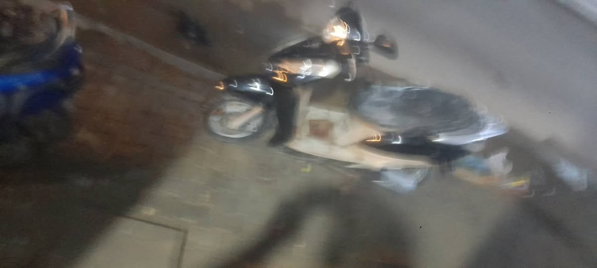 كوم حديد الدراجه جانت تشتغل وتركتهي السعر ١٥٠  وبيها مجال حك الجيه


**إذا كنت صاحب هذا الإعلان وتريد حذفه لأي سبب، رجاءا أرسل رسالة إلى الدعم الفني**