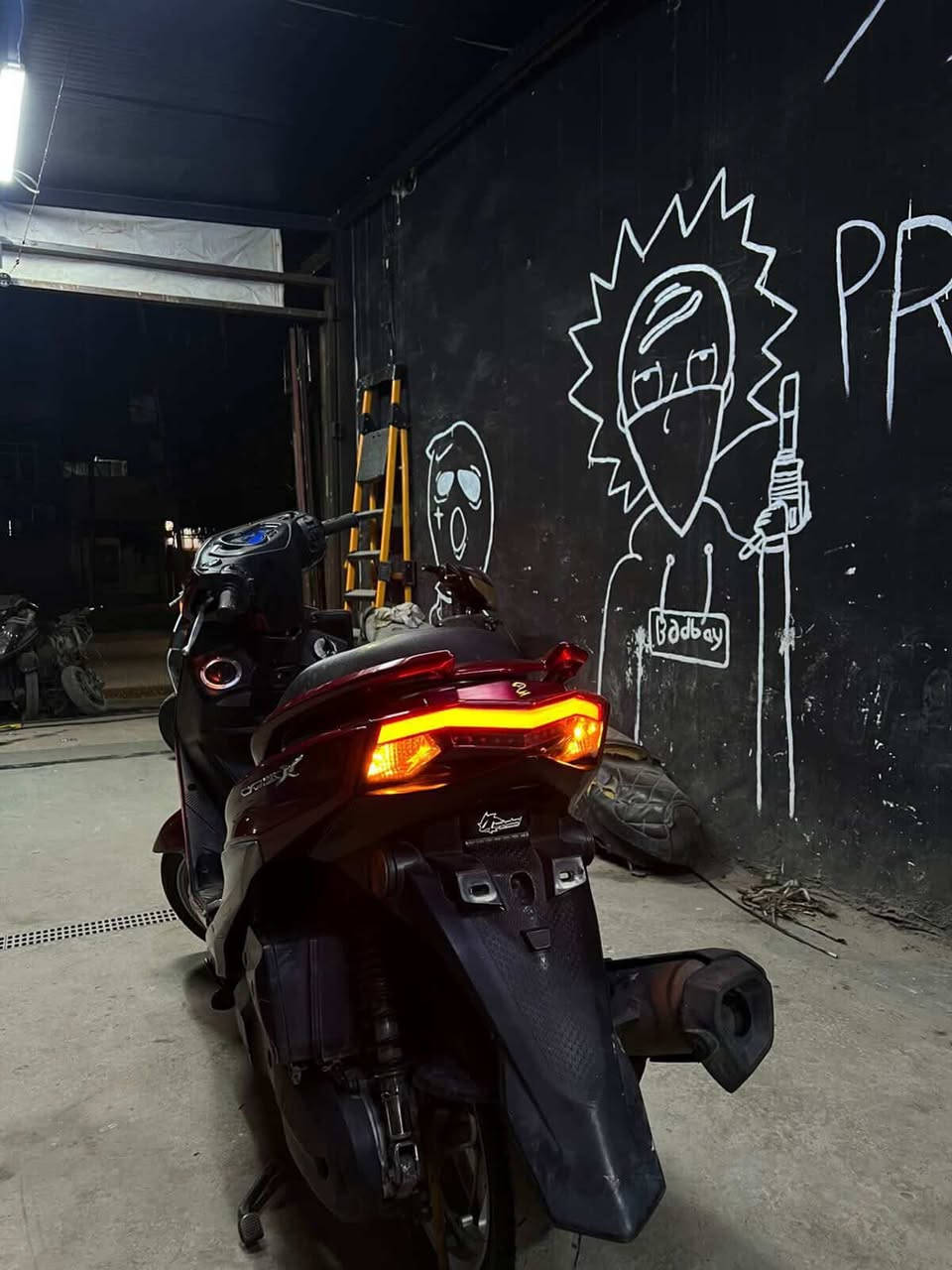 سلام عليكم دراجه شمعه كوري دراجه خير من الله شوفت عينك تخبل تاخده وتفصحه سعر 1400 وبيه مجال بصيط مكان بغداد الغزاليه ‭٠٧٧١ ٤٩٨ ١٣٧٨‬
