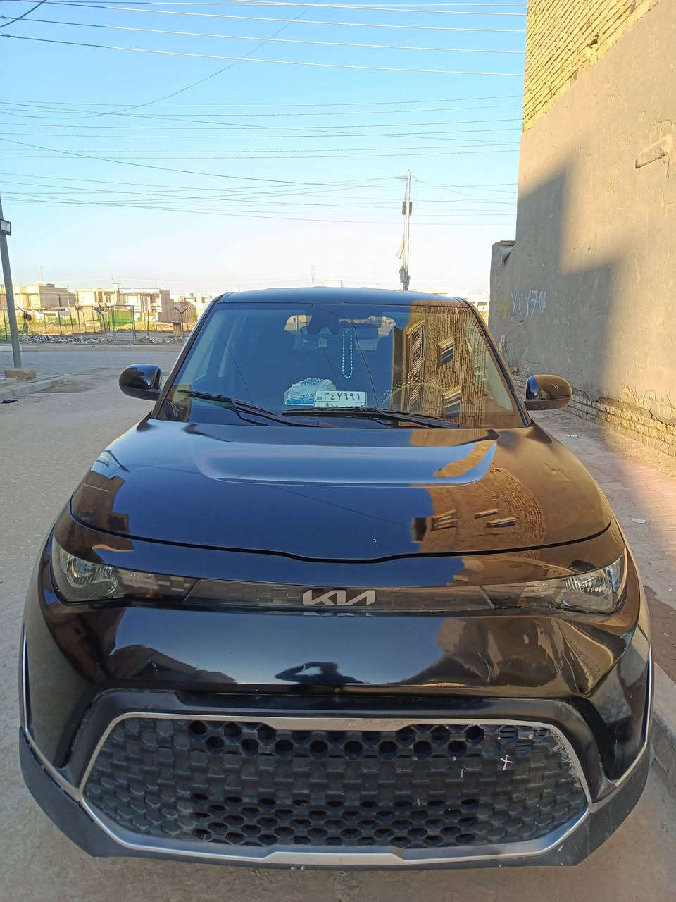 السلام عليكم
للبيع  بيع تم تنزيل السعر 
كيا صول 23 بدون رقم تترقم كل المحافظات 
لون اسود 
ماشية 27 مايل 
مواصفات السياره نص فول
كيا صول LX
تحكم ستيرن 
محرك 2000 دوش 
كامره  خلفية  
وضعيات قيادة نورمال وسبورت 
رادار امامي 
اوتو ستوب طوارئ 
نظام اطفاء تلقائي 
تحديد مسار 
تحكم ستيرن 
الضرر تبديل قطعه واحدة فقط 
تبديل بنيد فقط  الحادث سطحي 
صور الحادث بالمنشور 
مكفولة من لغود شواصي براكيت محرك  كير حدادية تبريد 
صور السيارة بالمنشور 
المكان  ميسان/ العمارة 
السعر 138 وبيه مجال للشراي 

للاستفسار ***********
