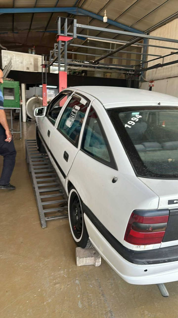 اوبل فكترا موديل1994 محرك 20 سياره نظيفه صبغ بلادي بدون ضربه كير محرك شرط تدفئه شغال قفل مركزي سنويه جديد لحد20027مشروع وطني بي بطاقه بانزين سعر38شراي يخابر رقم*********** مكان كركوك
