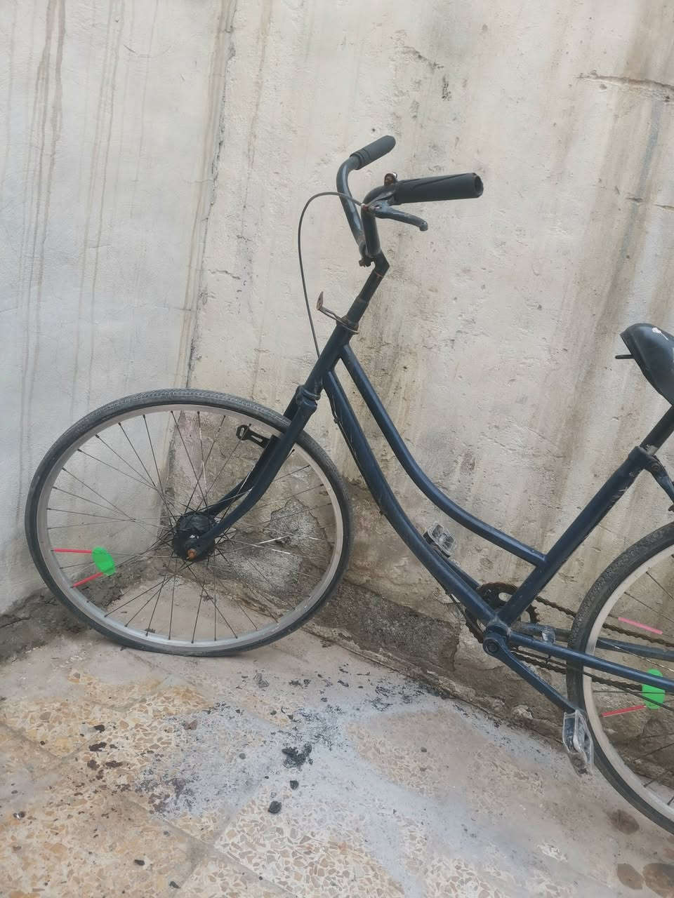 الباسكلات للبيع عبدالحليم وجبلي ثنينهم ب 60 الف وبيهم مجال عنوان موصل حي السماح


**إذا كنت صاحب هذا الإعلان وتريد حذفه لأي سبب، رجاءا أرسل رسالة إلى الدعم الفني**