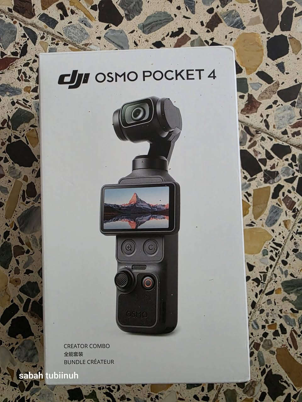 جديد فقط مفتوحة osmo pocket 4 compo
السعر قفل ( مليون وستين الف ) 
الاتصال : ***********
