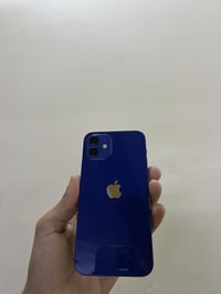 ايفون 12 عادي • ١٢٨ • بطارية ٨٨٪