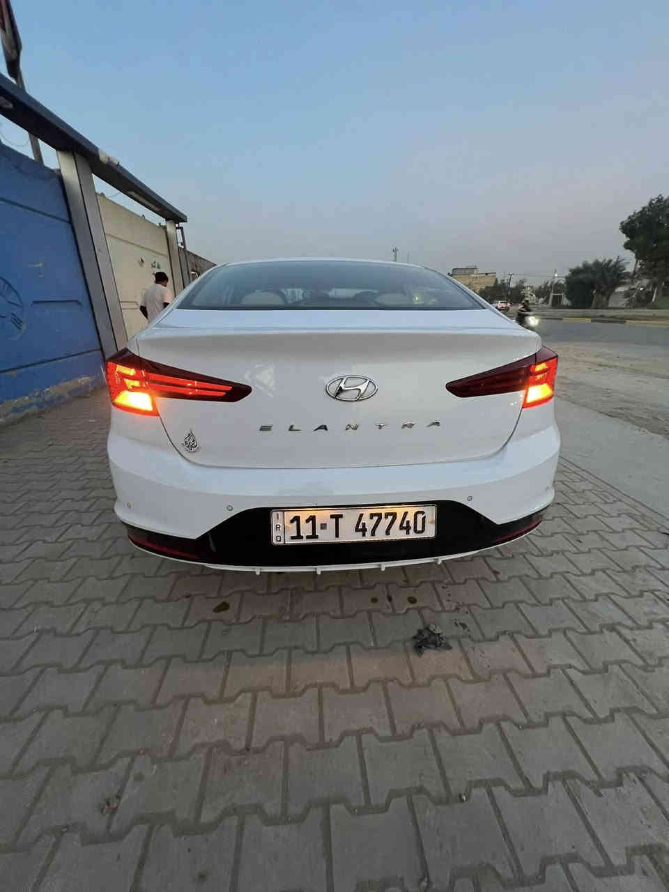 النترا 2019 خليجي 
محرك2000 دوش 
فول مواصفات 
شاشة اعطال 
حساسات امامي خلفي 
بانوراما
بصمه  
شاشه كار بلي مضخم سماعات 
لايتات زنون مثل مامواضح بالفديو
تخم تاير جديد 5 ويل كب بلادي شركة
دوسات بلاديه شركة موجوده 
ممستخدمات 
دوشمه وكشنات جلد
تبريد تدفئه كل نقص مابيها 
مكفوله المكينه والكير 
بيها بارد بسيط باب السايق والبنيد مثل موضح بلصور  
حالوب شي بسيط 

العنوان بغداد البلديات 
السعر 160
للاستفسار 
‭***********‬
