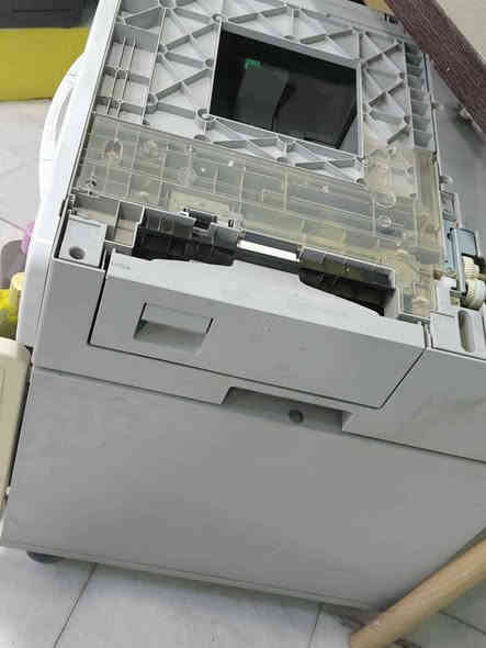 عربة جهاز استنساخ نوع ريكو مع احبار مع بطل حبر كامل
عارضهن ب 150 وبيه مجال قليل
رقمي***********
مكاني الديوانية ديوانية
