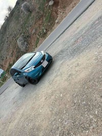 نيسان فيرسا • ٢٠١٥ • كاميرا