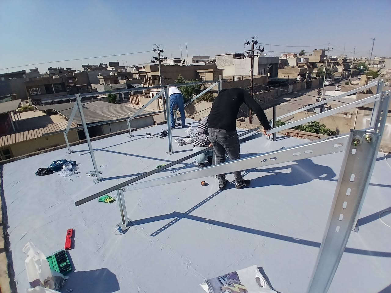 تركيب احترافي أداء مضمون وطاقة تدوم.
بعون الله اليوم تم تنصيب منظومةطاقةشمسيةفي #قضاءخبات
بطارية ١٥  K.W
انفيرتر ٦ K.W
 الواح.عدد  ٦
قواعد حديد غير قابل لزنجار  تركيب براغي
بورد A.C ...DC
جوزات الحماية الذكية
تغليف. كيبل DC الالواح
عنوان حمدانية قريةوردك 
للاستفسار ***********
2026/7/22
