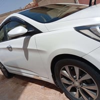 هيونداي اكسنت خليجي مكينه 1600 وكير وتبريد  فول مواصفات  فتحه سلايد رو...