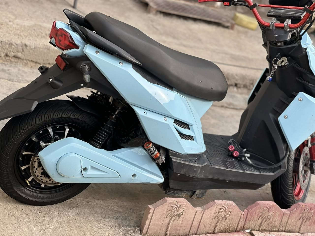 دراجه شحن للبيع سكني جبلي الدراجه ملف 2500 واط 6 بطاريات كبار تمشي 70 كيلوباشحنه الوحده السرعه 100 السعر 850وبيها مجال قليل عنواني شهده العبيدي مجمع النفط


**إذا كنت صاحب هذا الإعلان وتريد حذفه لأي سبب، رجاءا أرسل رسالة إلى الدعم الفني**