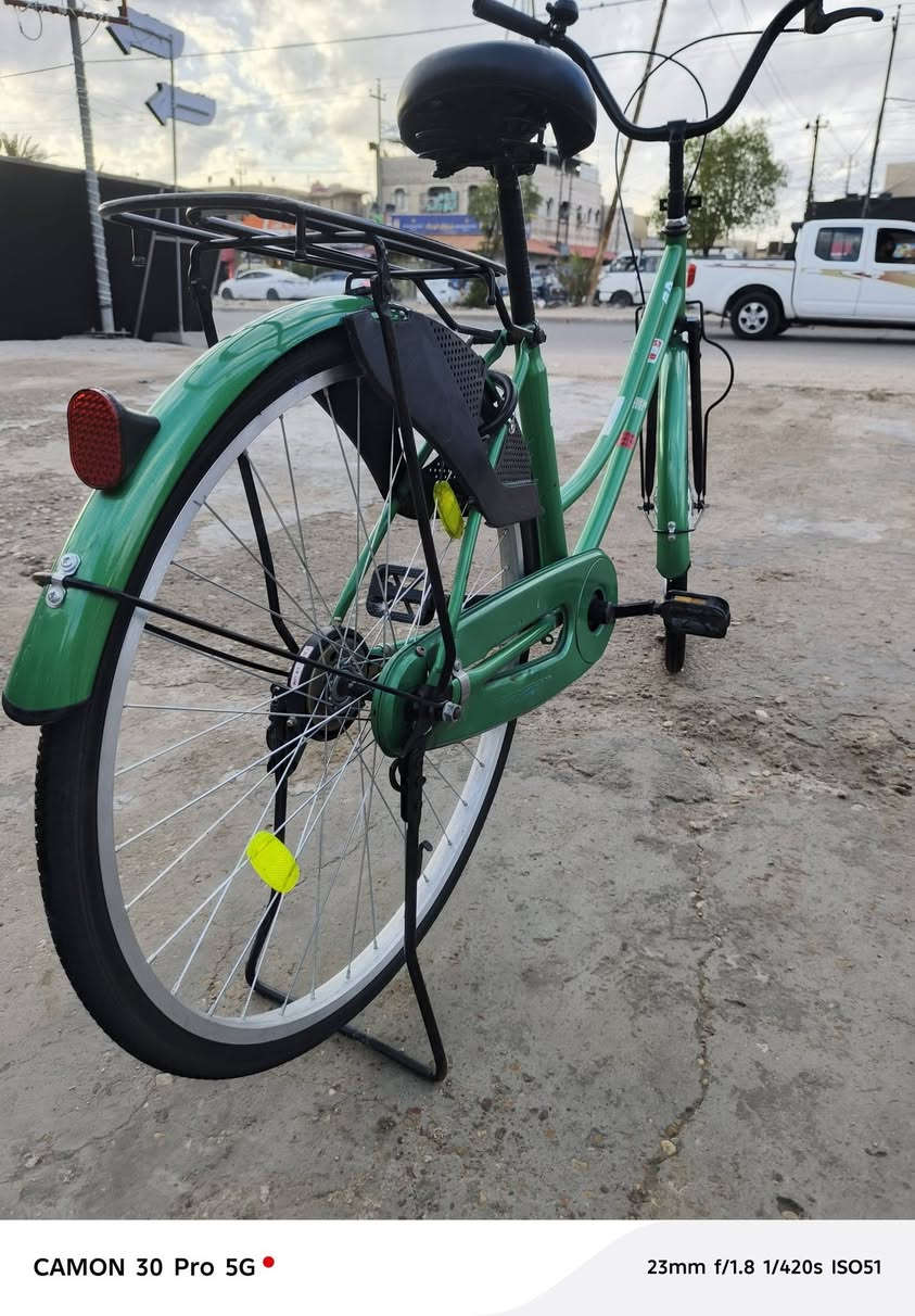 باسكال بناتي حجم 26  جديد بدله ماشه بس سعر 100 بي مجال مكان بغداد بياع الشهداء تصال ***********
