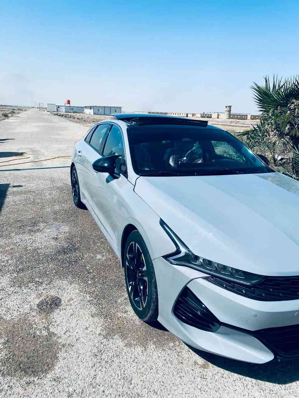 كي فايف جيتي فول موصفات للأخير  مكينه 1600تيربو باشرط لاتنقيص ولا مفتوح ع البلاد الكير كذالك شرط تبريد بلاد❄️
خير من الله السيارة الحداده بلاد  تجي وشوفه واني خادم

موديل 22 وراد امريكي الضرر صطحي لالغذ ولاشاصي 
ماشيه 90الف كيلو مو ميل
الون سمنتي سموك المميز
بيه اربع قطع بنيد ومدكر تبديل وبيبان ثنين صبغ وصور الحادث عندي 
رقم بغداد معوقين المعوق اصحه مني وجاهز يسوي وكاله بي وقت

السعر 151$ مكان السيارة بصرة شط العرب التنومه
***********
