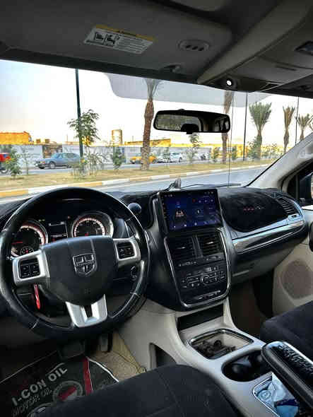 دوج كرفان { 2013 } 🇺🇸
فول مواصفات فقط كشنات مخمل
كير محرك صدر تخم تاير جديد ستوني شادهن اتعد بيهن
كلش جديده السياره ومناقصها برغي
رقمها بغداد دولي بسمي راح اذكر مواصفات السياره الي ميعرفها

🟥 ابواب كلها كهرباء 
🟥 6 جامات كهرباء 
🟥 كشنات كهرباء 
🟥 شاشه كبيره 
🟥 تحكم ستيرن جهتين 
🟥 فرس وسطي بل سقف + شاشات عرض
🟥 تبريد 3 قطع
🟥 تشغيل عن بعد 
🟥 بيها منضومه زنون من تشغل عالي يطلع الصبح 🌞

حادثها 4 قطع شاصي دواخل لغد قماره تكم مكفولات
📍عنوان السياره بغداد حي جهاد 
السعر 💵137 وبي مجال
📞هـ ***********
