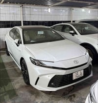 كامري هايبرد • ٢٠٢٥ • زيرو وكالة