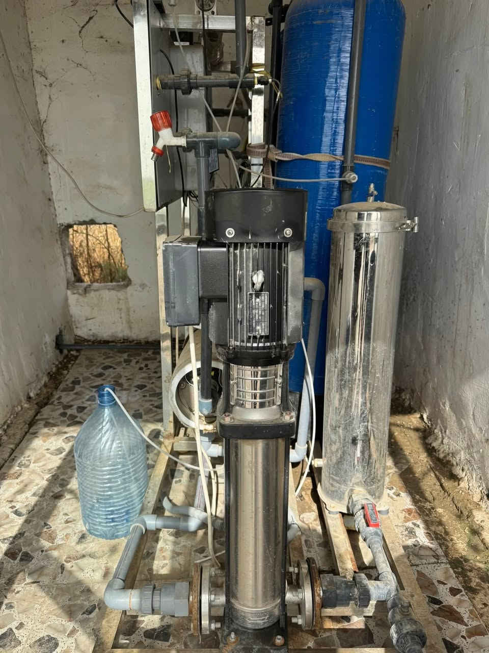 سلام عليكم للبيع، العنوان واسط صويره
محطه سعه الفين لتر بساعه مستخدمه 8اشهر فقط بسعر مناسب  ‭0771 485 2065‬
