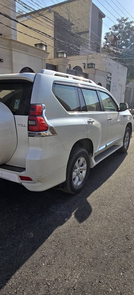 للبيع /
سياره:  برادو 
موديل 2018
حاله جيده مسافه 90,000
_  رقم اربيل 
_ سياره جديده بمعنا الكلمه 
السعر المطلوب (39,000) وبيها مجال بسيط 
التواصل : (***********)
