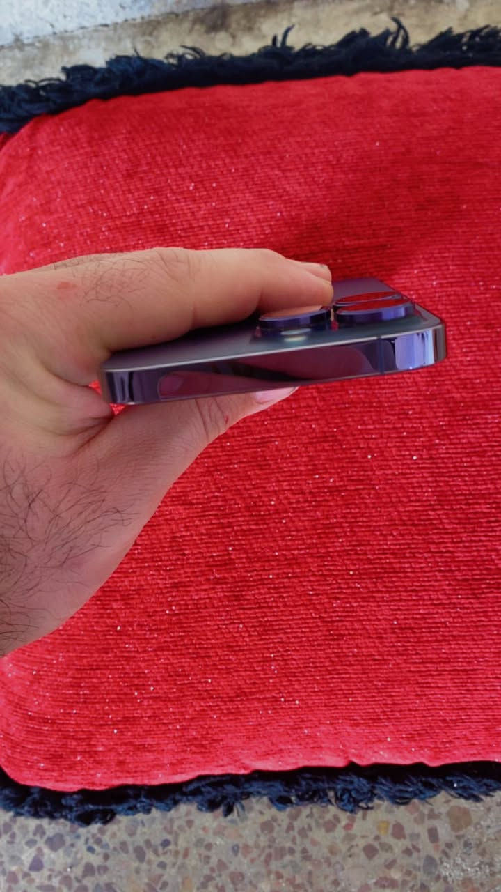 السلام عليكم
14 pro max
دبل شريحة بذاكرة 256
البطارية 82
الشاحنة والكرتون و الوصل موجودين
نموذج ch الجهاز على ايدي و الوصل موجود و الكرتون حتى الكيبل مال الكرتونة الاصلي موجود موجود
و تجي اخليلك الجهاز بلمي كدامك. هاي احسن شي حتى تعرف الجهاز ماملعوب بي و كلشي شغل و مضبوط
السعر 875 الف
***********
***********
