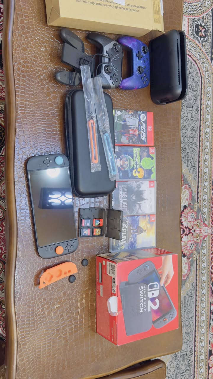 السلام عليكم نيتنيدو سوتش 2 مستخدم قليل اخو الجديد كلش مع كافة ملحقاته والألعاب مراوس مع بلي 5  مكاني البصرة


**إذا كنت صاحب هذا الإعلان وتريد حذفه لأي سبب، رجاءا أرسل رسالة إلى الدعم الفني**