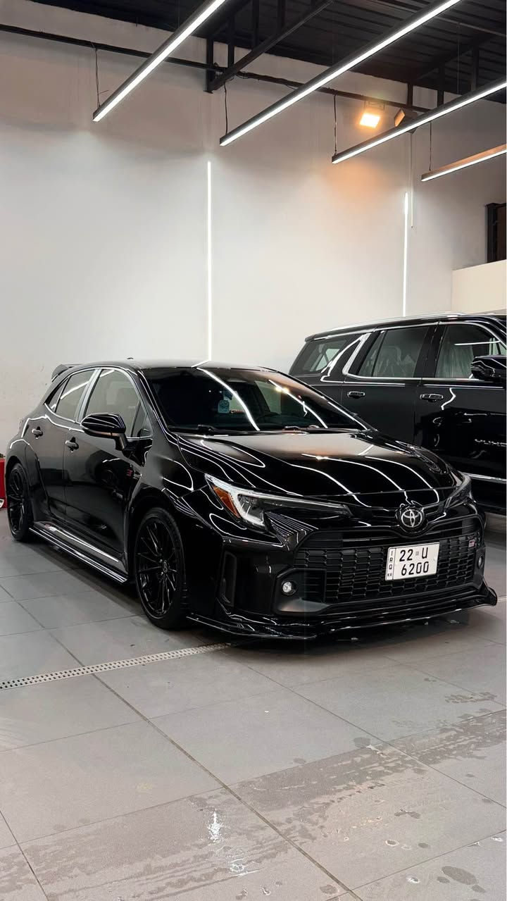 جي ار كورلا توربو 4 ويل قير عادي ٢٠٢٣ بيها صبغ ربع الصندوك و كارت بالجاملغ الخلفي والبلاستك الدعاميه الخلفيه والنفخه مال جاملغ ماشيه ٣٢ الف كيلو مغلفه ppf حمايه بدون ايرباك كلش جديده رقم اربيل مميز بيها 
ب اسمي موجوده بغداد 
ويه الرقم ٣٢٠٠٠$
بلوحه عاديه ٢٩٠٠٠$ 
*********** بغداد, العراق
