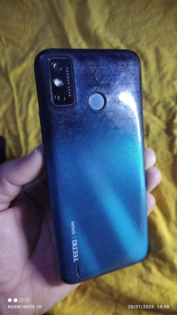 موبايل تكنو 6 كو ذاكره 32 للبيع سعره 75الف *********** مكان خانقين
