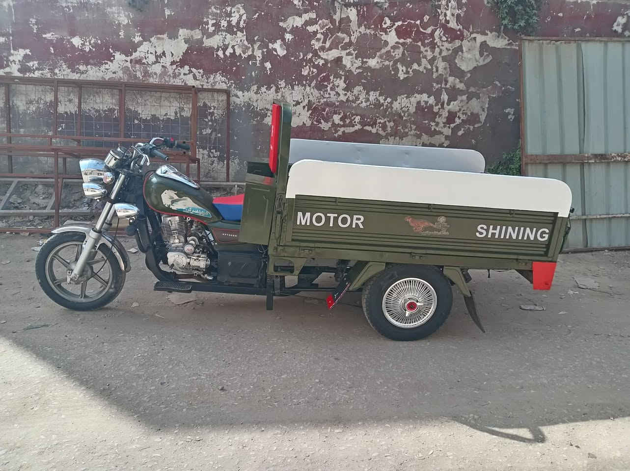 السلام عليكم ستوته للبيع موديل 2020 اوراق اصولي محرك 2025 برغي مامفتوح بيهه تايرات چوبلس كلهن ركبه وشاصي مكفول من الحيم والاخياس فقط مصبوغه أثر جرد الجماليه ابيع مكفول مكاني بلدوانيه ***********
