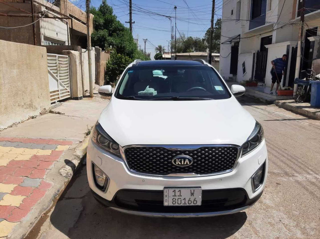 سيارة سورنتو موديل ٢٠١٦ خليجي بلادية بنوراما ماشية ١٠٠ سيارة نظيفة بدون اي حادث السعر المطلوب ٢١ الف للإستفسار الاتصال على 
*********** Colombo, Sri Lanka

