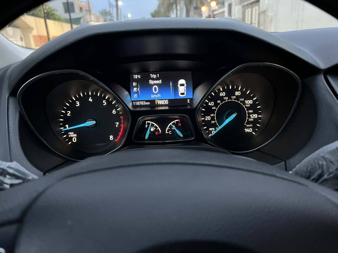 فورد فوكس 2018 وضع شركه شرط من الدعاميه للدعاميه SEL
كير شركه 
محرك جديد 
ماشيه 110
هزه سنوية رقم جديد 
ضرر بوند صبغ بدون دواخل ويربك 
مكان السياره موصل 
سعر 108 وبي مجال 
0770594851


**إذا كنت صاحب هذا الإعلان وتريد حذفه لأي سبب، رجاءا أرسل رسالة إلى الدعم الفني**