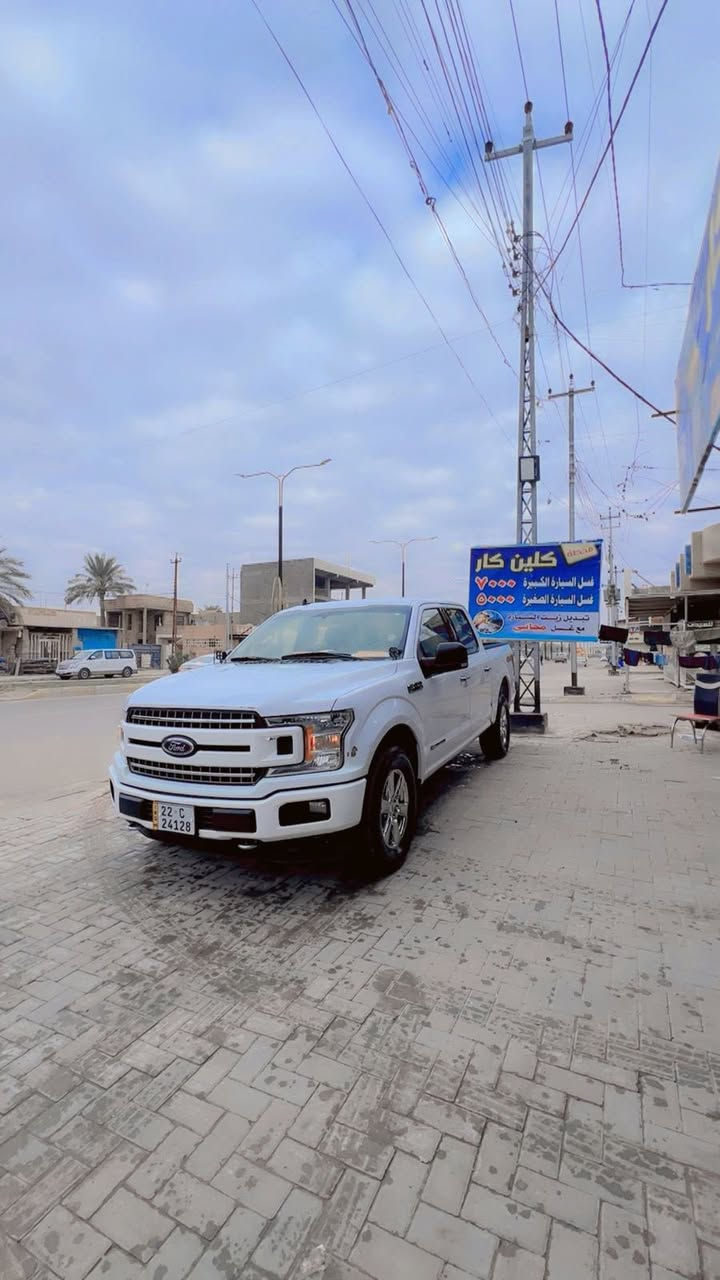 سلام عليكم تعلن محطه كلين كار لغسل جميع السيارات الصغيره  5 والكبيره 7 باجود انواع المنضفات بمناسبه شهر رمضان المبارك العنوان حي العسكري شارع الحولي  من جهة سيطره الموضفين اوقات العمل من ال 10 صباحا الى العاشره مساء *********** باداره مزاحم الحلبوسي@إشارة
