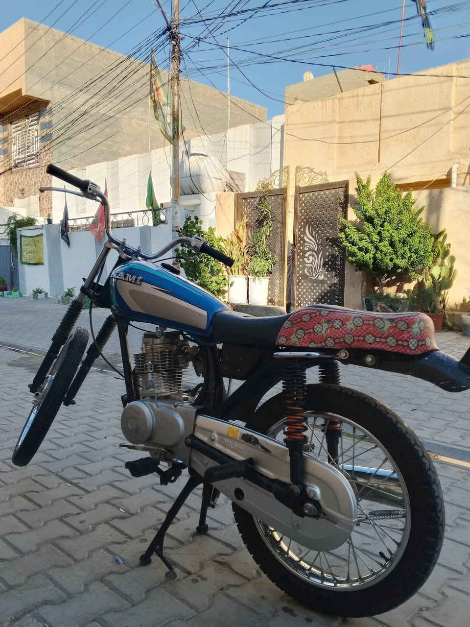 السلام عليكم دراجه للبيع شلامجه اصولي تعمير 26 سعر 575 وبيه مجال للشراي ***********
