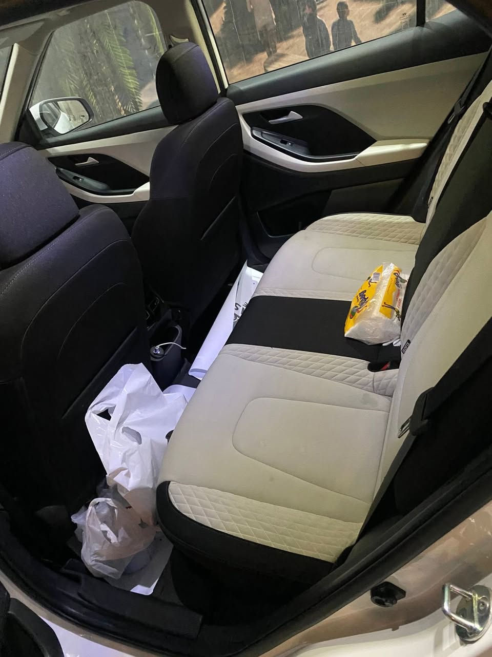 هيونداي كريتا
2024
وكاله ألت ساك 
ماشيه 14000 كيلو 
السعر 16500$
سقف بانوراما 
حساس 
كاميرا 
شاحن وايرليس
شاشه كار باي 
كشن مخمل 
تبريد قطعتين
***********
