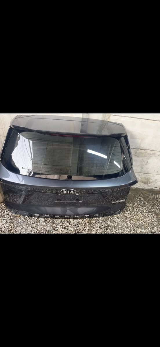 اغراض سورنتوا حديث موديل ٢١ إلى موديل ٢٤  قبق صندوق جاملغ يمين
مطريات استابكسل جهة يمين
***********
