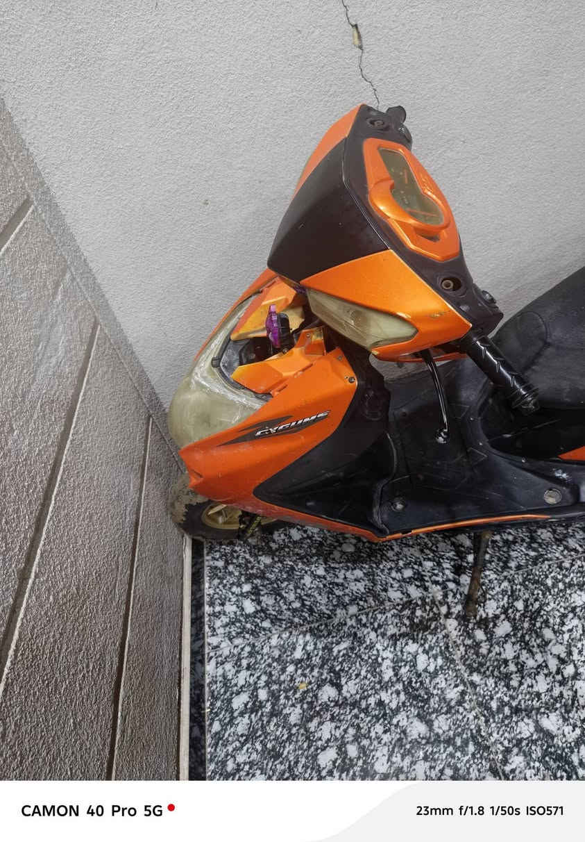 اسلام عليكم للبيع
دراجه لسكنس صيني حديث  دراجه كلشي يشتغل بيه سلف كهربائيات كامله مكمله دراجه صوته ناعم خير من الله فقط عوزه بلك + تنضيف كا بريته فقط أنه ما فارغ جا سويته سعر ١٧٥ مكاني بصره قضاء المدينه هاذه رقمي *********** شراي بيه خير ويدللل
