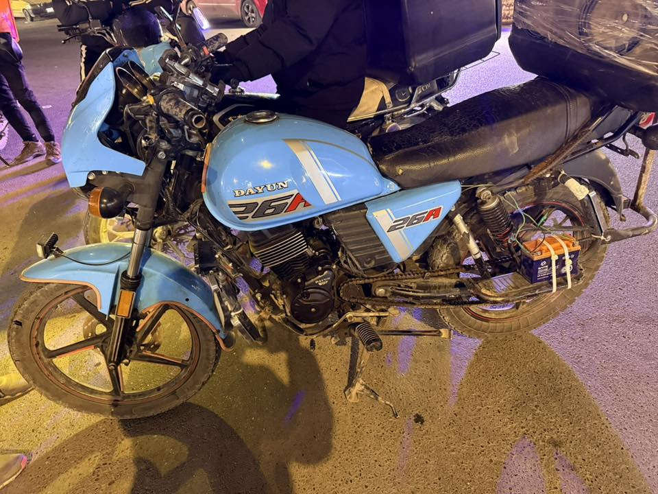 دراجة دايون موديل ٢٤ للبيع نضيفة رقم وسنوية مشروع وطني للبيع ونضيفة كفالة عامة مامفتوحة مكينه نضيفه شركة التواصل ع الرقم فقط ومتوفر واتس اب مكاني بغداد ااسيدية ***********
