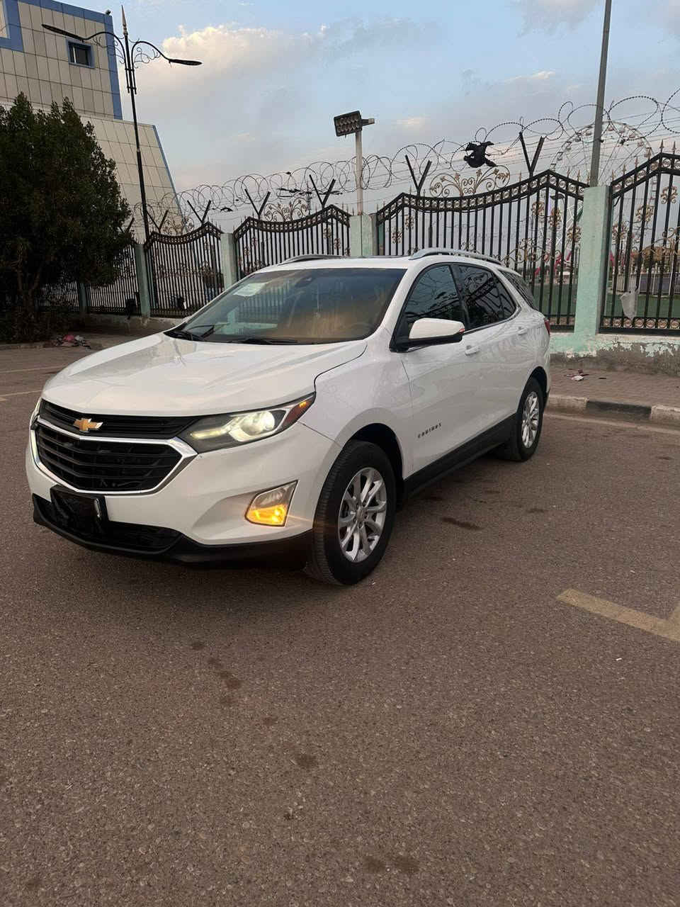 كوينكس موديل 2018 اصل ادوات ادوات دخول جديد كصه بجم فقط سياره فول مواصفات بصمه بنيرامه فتحتين سياره على واضع الشركه جديده معنه الكلمه متوم أرقام وسنويه ولوحات طبق الاصل كير مكينه كفاله حداديه طخم تاير جديد تبريد ثلج برغي ما بيه نقص سعر 78 وبيه مجال هاتف *********** مكان العماره
