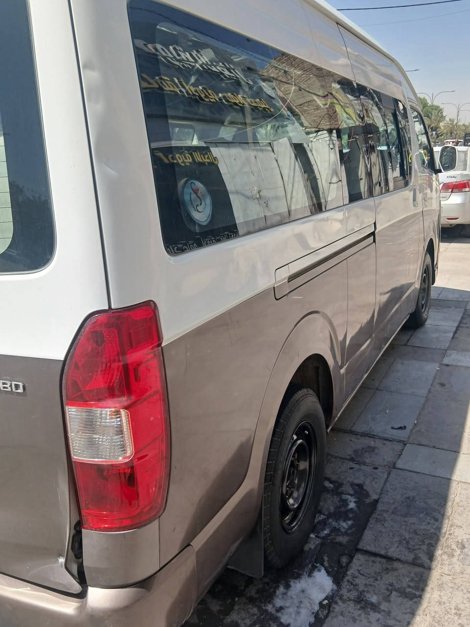 سيارة جنبي موديل ١٤ للبيع مكانها شعلة *********** رقمها بغداد انكليزي
