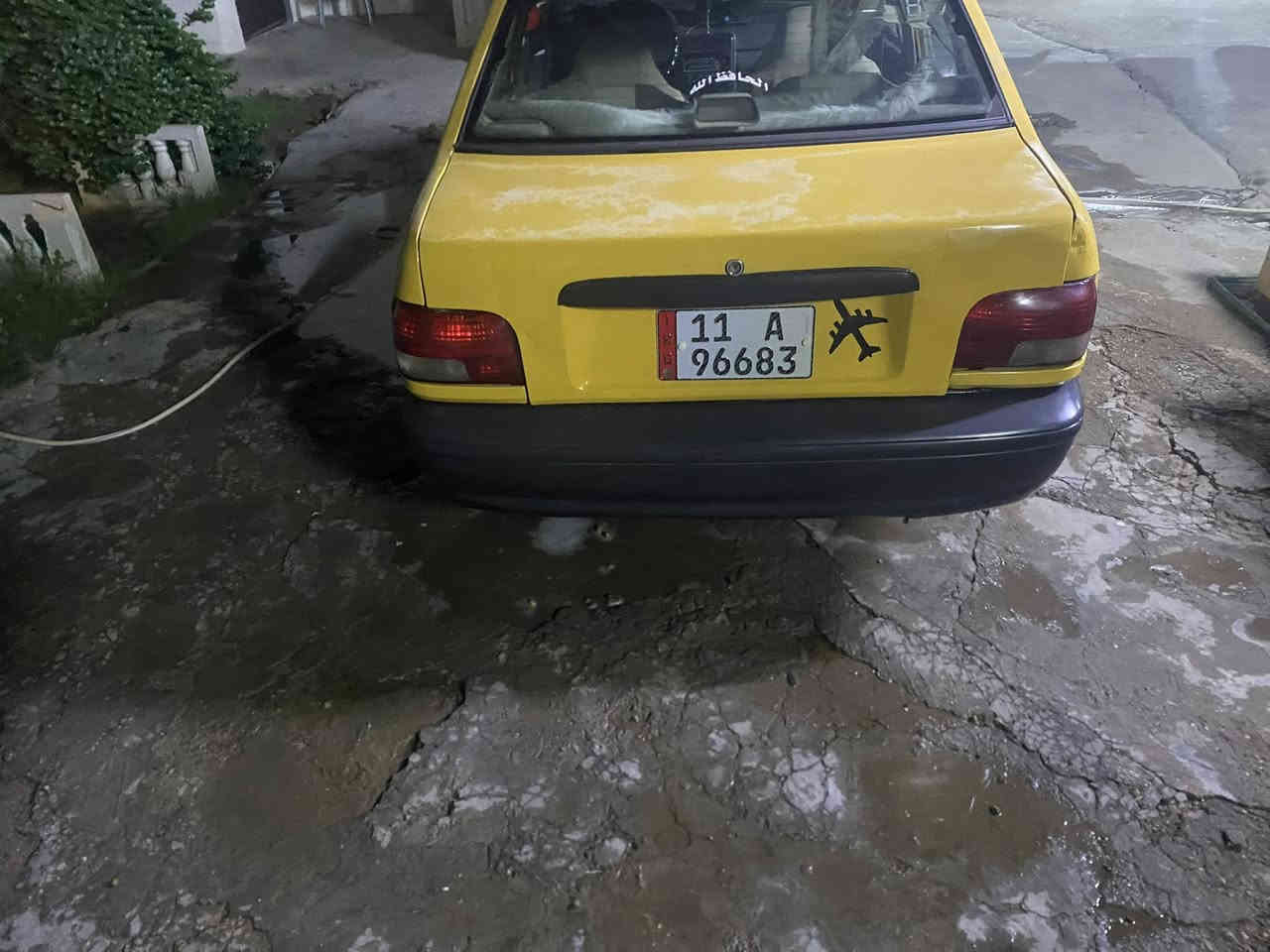 سلام عليكم سايبه موديل 2011 للبيع سيارة صافيه بس بيه طخه باب سايق و تبخير بسيط السعر (23) وبيها مجال بسيط مكان بغداد المدائن 
رقم الهاتف ***********
