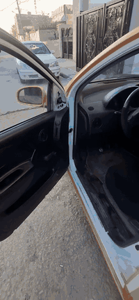 افيو ٢٠٠٦ سنويه لل ٢٨
كابون بانزين موجود 
تخم امامي خلفي جديد 
كير محرك بشرط 
تبريد 
حيل حلوه مصبوغه جديد 
بيها بس بونيد بدون دواخل 
داخل سياره حيل نضيف 
***********
