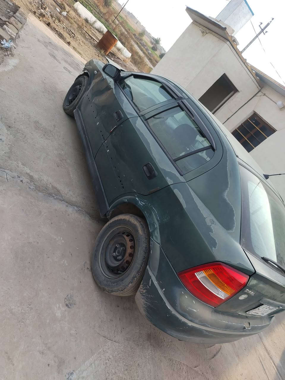 السلام عليكم اوبل للبيع ٢٠٠١ تعرضت لحادث ابيعه على وضعه ***********
