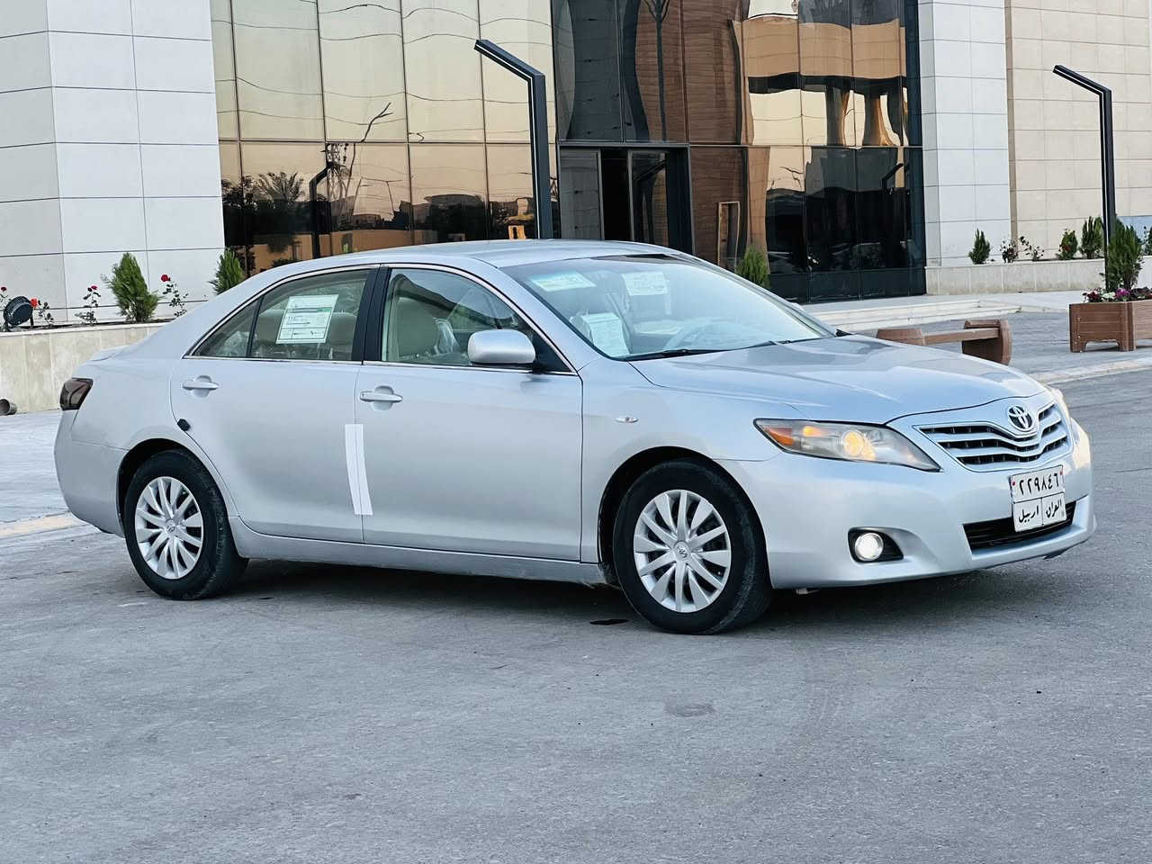 السلام عليكم كامري خليجي موديل 2007محدث 2011
كير محرك شرط 
محرك 2400 ___4سلندر 
تبريد ثلج 
تدفئه شغاله 
تخم تاير جديد 
تخم ويل جديد
قطعتين تبريد 
شاشه كامره فول 
كهربائيات كلها عل شركه 
تحويل وكاله بشرط 
السياره بيها طخات بسيطه جدا مصبوغه حزام بدون دواخل شرط 
مكاني صلاح الدين تكريت 
هاتف ***********
السعر الملوب 82$وبي مجال قليل 
بيع فقط بدون وعده وبدون قسط
